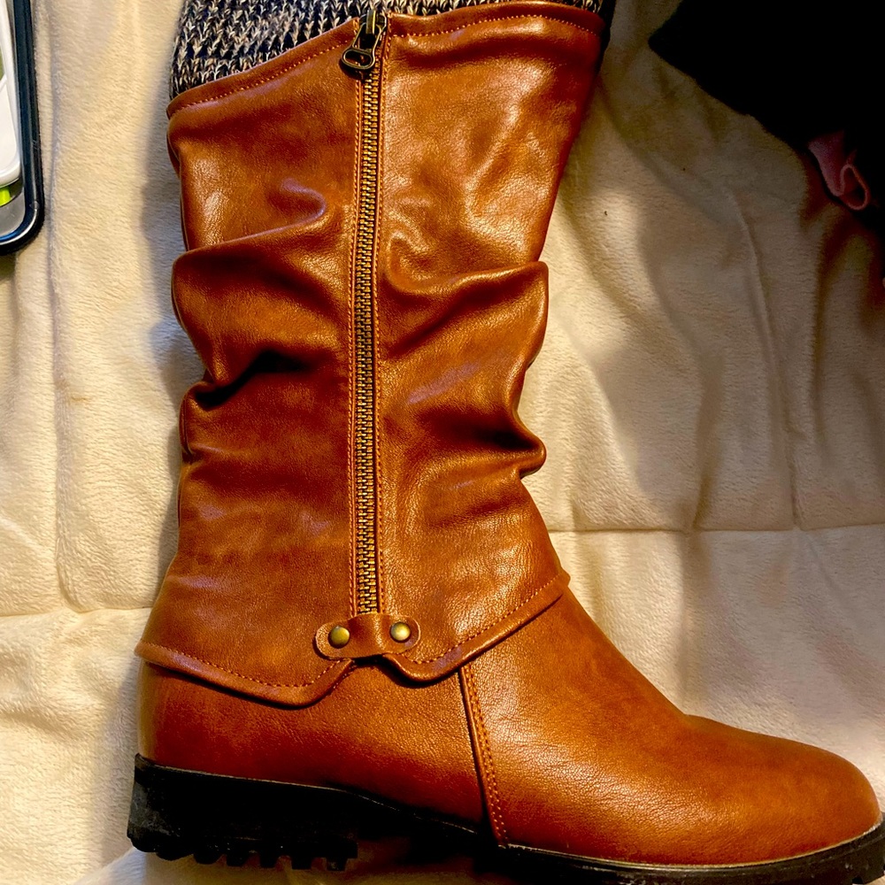 Women size 8 boots